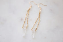 Load image into Gallery viewer, Quartz chain earrings