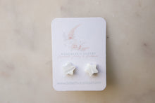 Load image into Gallery viewer, Mother of pearl star earring studs