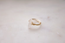 Load image into Gallery viewer, Raw Quartz Wire Wrapped Rings