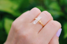 Load image into Gallery viewer, Raw Quartz Wire Wrapped Rings