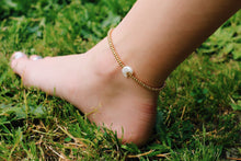 Load image into Gallery viewer, Metallic Gold Beaded Mother of Pearl Crescent Moon Anklet/Bracelet