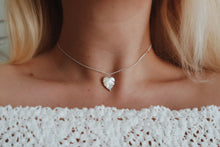 Load image into Gallery viewer, Monstera Palm Leaf Choker Necklace / Mother of Pearl Monstera Choker