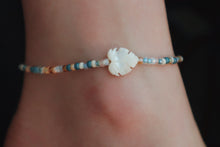 Load image into Gallery viewer, Monstera Palm Leaf Mother of Pearl Beaded Anklet