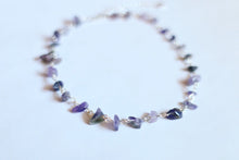 Load image into Gallery viewer, Amethyst Glass Chip Beaded Choker Necklace