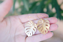 Load image into Gallery viewer, Golden monstera earrings