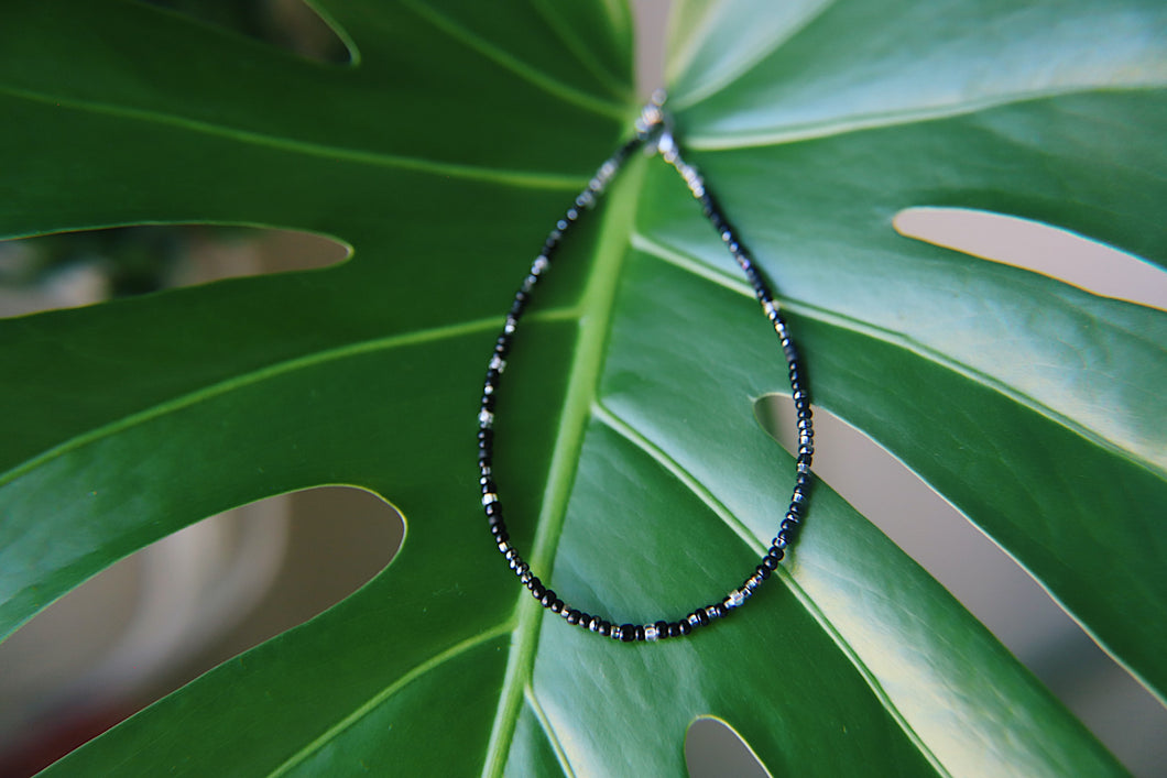 Midnight seed beaded anklet