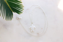 Load image into Gallery viewer, Mother of pearl carved sea turtle necklace