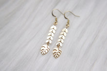 Load image into Gallery viewer, Golden Monstera Leaf Earrings