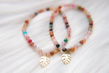 Load image into Gallery viewer, Agate beaded Monstera Charm Bracelet