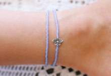 Load image into Gallery viewer, Frosted periwinkle lotus flower anklet